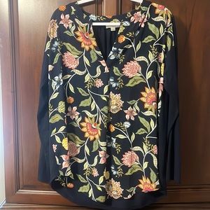 **20% off Sale** Loft top sz L